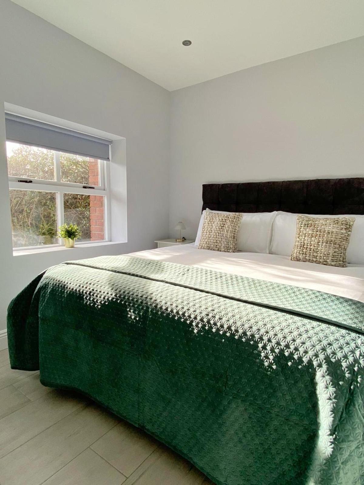 Moneylands Farm Self-Catering Apartments アークロー エクステリア 写真